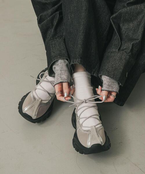 SENSE OF PLACE by URBAN RESEARCH（センスオブプレイスバイアーバンリサーチ）の「【お気に入り6万人突破/S~XLサイズ/厚底】レースアップバレエスニーカーレースアップバレエスニーカー（スニーカー・レディース・ブラウン/ブラック/グレー/アイボリー・SMALL/MEDIUM/LARGE/X-LARGE）」の3枚目の写真