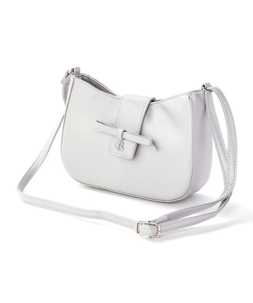 BeBe（ベベ）の「レザー調リボンフラップベルト付きショルダーバッグ（ショルダーバッグ・キッズ・ボルドー/グレー・FREE）」の5枚目の写真