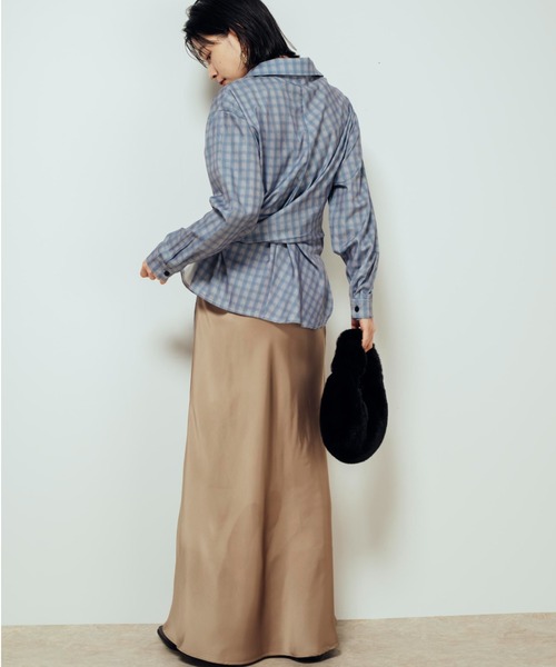 Shelly island(シェリーアイランド)の「サテン華奢見えスカート(スカート・レディース・ブラック/ブラウン/ベージュ・FREE)」の20枚目の写真