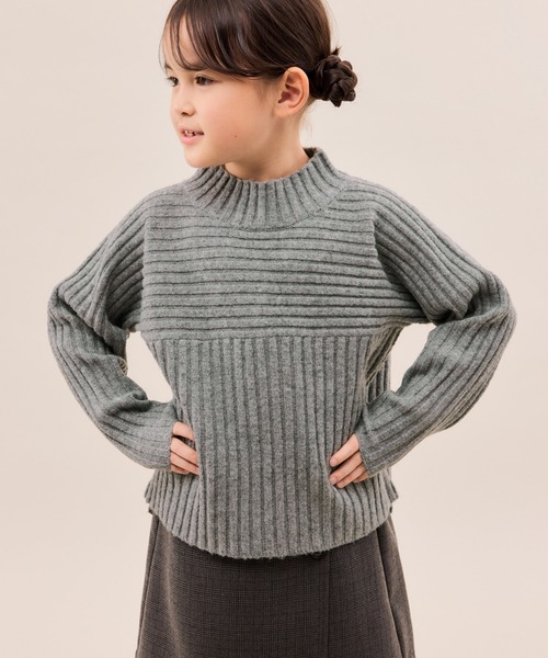 ROPE' PICNIC(ロペピクニック)の「【KIDS/キッズ】もちもちリブ切り替えニットプルオーバー/イージーケア・リンクコーデ(ニット/セーター・キッズ・レッド/サックスブルー/グレー/オフホワイト・120/130/140/150)」の1枚目の写真