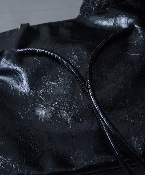 Ellno Loset（エルノロゼット）の「巾着ショルダーバック（トートバッグ・メンズ・ブラック・FREE）」の3枚目の写真