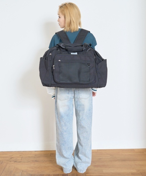 LOVETOXIC（ラブトキシック）の「【LTXC】【容量40-45L】【撥水】拡張3wayボストン（ボストンバッグ・キッズ・ブラック/サックスブルー/カラフル・F）」の5枚目の写真