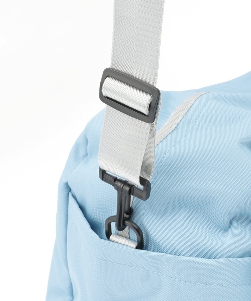 LOVETOXIC（ラブトキシック）の「【LTXC】【容量40-45L】【撥水】拡張3wayボストン（ボストンバッグ・キッズ・ブラック/サックスブルー/カラフル・F）」の11枚目の写真