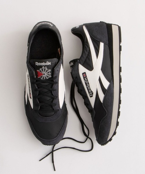 Reebok(リーボック)の「AZTEC II(スニーカー・メンズ・グリーン/グレー×ホワイト/ワインレッド/エメラルド/ブラック・23.5cm/26.0cm/24.5cm/24.0cm/26.5cm/27.0cm/27.5cm/28.0cm/25.0cm/23.0cm/25.5cm/22.5cm/28.5cm/29.0cm/30.0cm/31cm)」の1枚目の写真