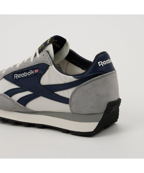 Reebok(リーボック)の「AZTEC II(スニーカー・メンズ・グリーン/グレー×ホワイト/ワインレッド/エメラルド/ブラック・23.5cm/26.0cm/24.5cm/24.0cm/26.5cm/27.0cm/27.5cm/28.0cm/25.0cm/23.0cm/25.5cm/22.5cm/28.5cm/29.0cm/30.0cm/31cm)」の10枚目の写真