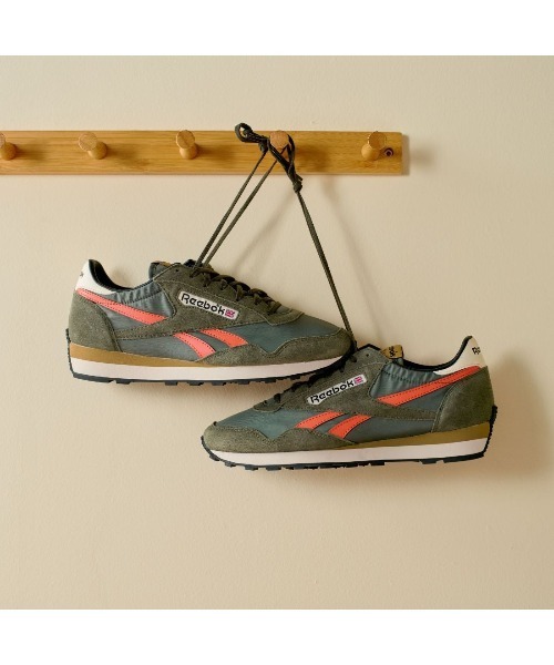 Reebok(リーボック)の「AZTEC II(スニーカー・メンズ・グリーン/グレー×ホワイト/ワインレッド/エメラルド/ブラック・23.5cm/26.0cm/24.5cm/24.0cm/26.5cm/27.0cm/27.5cm/28.0cm/25.0cm/23.0cm/25.5cm/22.5cm/28.5cm/29.0cm/30.0cm/31cm)」の13枚目の写真