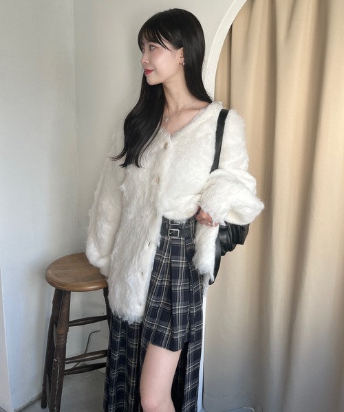 mellowneon（メロウネオン）の「シャギーニットロングカーディガン（カーディガン/ボレロ・レディース・ピンク/チャコールグレー/グレー/オフホワイト/ベージュ/ボルドー/ブラウン・FREE）」の18枚目の写真