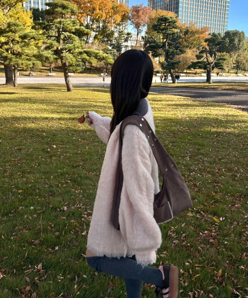 mellowneon（メロウネオン）の「シャギーニットロングカーディガン（カーディガン/ボレロ・レディース・ピンク/チャコールグレー/グレー/オフホワイト/ベージュ/ボルドー/ブラウン・FREE）」の10枚目の写真