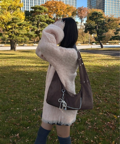 mellowneon（メロウネオン）の「シャギーニットロングカーディガン（カーディガン/ボレロ・レディース・ピンク/チャコールグレー/グレー/オフホワイト/ベージュ/ボルドー/ブラウン・FREE）」の11枚目の写真