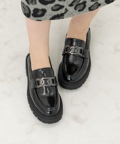 Bridget Birkin(ブリジットバーキン)の「【Bridget Birkin】チェーンベルトローファー(551673)(ローファー・レディース・ブラック系その他/ブラック系その他2・36/37/39/38)」の2枚目の写真