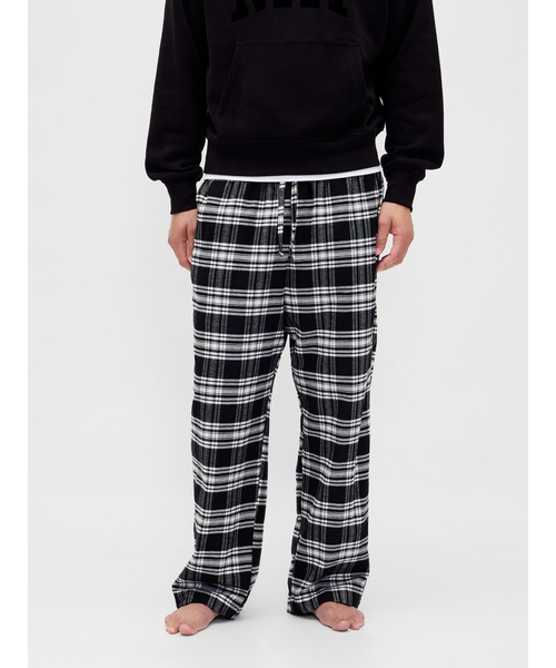 GAP（ギャップ）の「ソフトフランネル パジャマパンツ(ユニセックス)（ルームウェア/パジャマ・レディース・グリーン/ベージュ/グリーン系その他/ブラック×ホワイト/レッド/レッド系その他/ピンク系その他/ブラック×レッド・XS/S/M/L/XXS）」の3枚目の写真