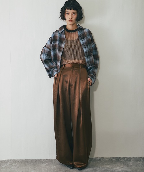 ANOTHER S(アナザーエス)の「サテンタックワイドパンツ(その他パンツ・レディース・ブラック/グレイッシュベージュ/ブラウン/ピンク・FREE)」の15枚目の写真