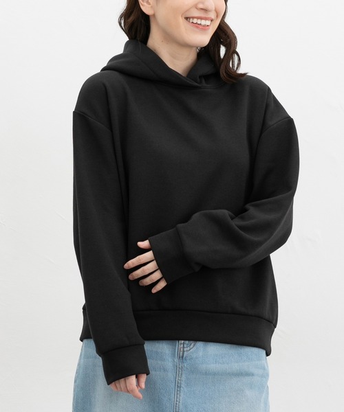 Honeys（ハニーズ）の「【ハニぽか】あったかきれいめパーカー（パーカー・レディース・グレイッシュベージュ/ブルー/オフホワイト/ブラウン/ブラック・L/M/LL/S）」の3枚目の写真