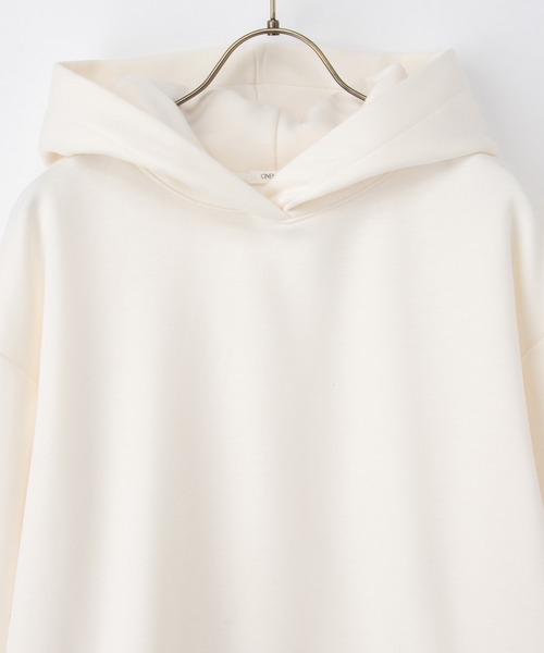 Honeys（ハニーズ）の「【ハニぽか】あったかきれいめパーカー（パーカー・レディース・グレイッシュベージュ/ブルー/オフホワイト/ブラウン/ブラック・L/M/LL/S）」の22枚目の写真