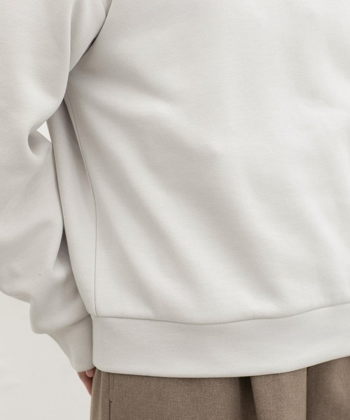 Honeys（ハニーズ）の「【ハニぽか】あったかきれいめパーカー（パーカー・レディース・グレイッシュベージュ/ブルー/オフホワイト/ブラウン/ブラック・L/M/LL/S）」の6枚目の写真