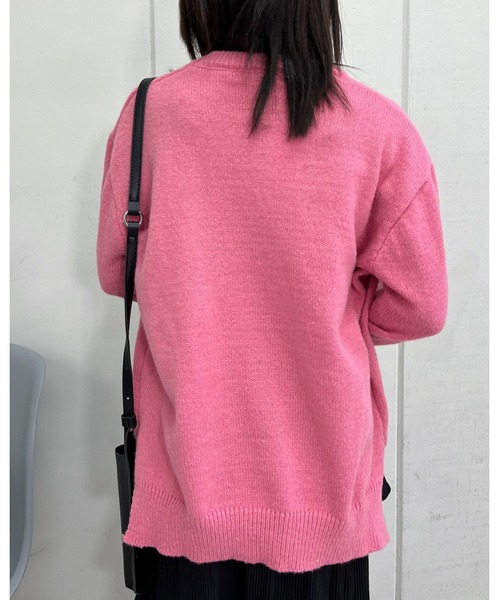 &soiree(アンドソワレ)の「【&soiree】カレッジロゴモヘアライクニットセーター(ニット/セーター・レディース・ピンク/ベージュ/グレー・FREE)」の12枚目の写真