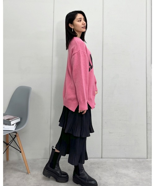 &soiree(アンドソワレ)の「【&soiree】カレッジロゴモヘアライクニットセーター(ニット/セーター・レディース・ピンク/ベージュ/グレー・FREE)」の14枚目の写真