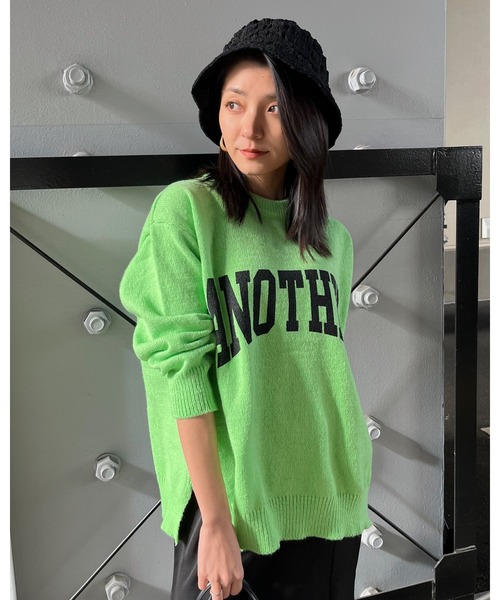 &soiree(アンドソワレ)の「【&soiree】カレッジロゴモヘアライクニットセーター(ニット/セーター・レディース・ピンク/ベージュ/グレー・FREE)」の18枚目の写真