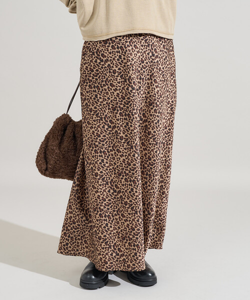FREAK'S STORE(フリークスストア)の「サテンタイトスカート(スカート・レディース・ブラック/レオパード/ベージュ・SMALL/MEDIUM)」の1枚目の写真