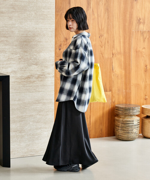 FREAK'S STORE(フリークスストア)の「サテンタイトスカート(スカート・レディース・ブラック/レオパード/ベージュ・SMALL/MEDIUM)」の19枚目の写真