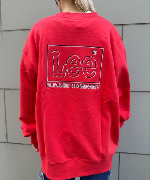 Lee(リー)の「LEE / BACK EMBROIDERY SWEAT / LT3218(スウェット・レディース・レッド/ネイビー/オフホワイト/ブラック・X-LARGE)」の1枚目の写真