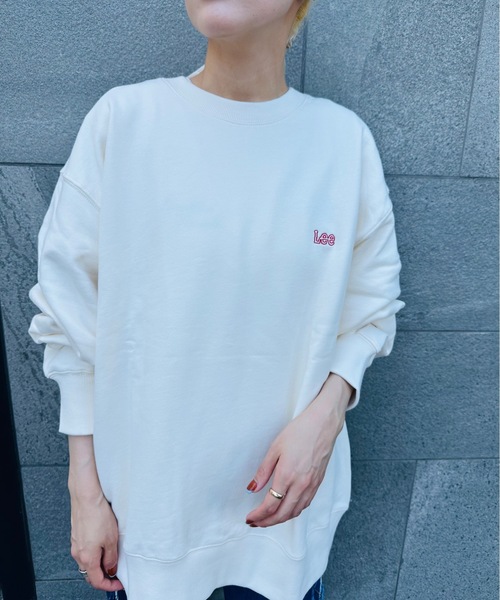 Lee(リー)の「LEE / BACK EMBROIDERY SWEAT / LT3218(スウェット・レディース・レッド/ネイビー/オフホワイト/ブラック・X-LARGE)」の16枚目の写真