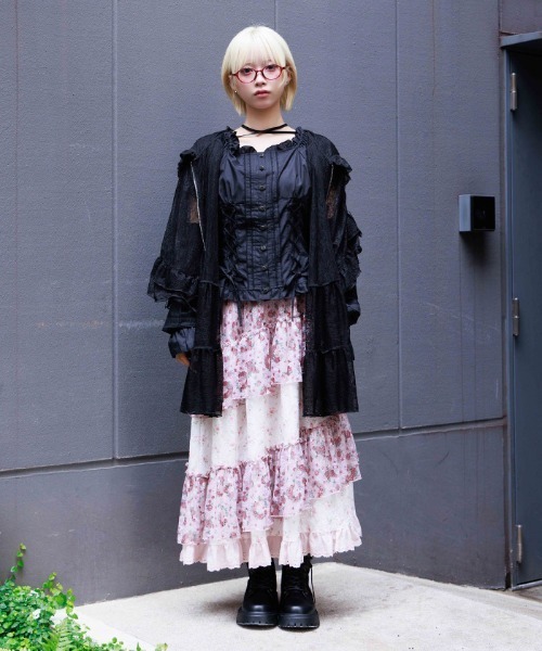 axes femme(アクシーズファム)の「ティアードレースパーカー(カーディガン/ボレロ・レディース・キナリ/ブラック・FREE)」の5枚目の写真