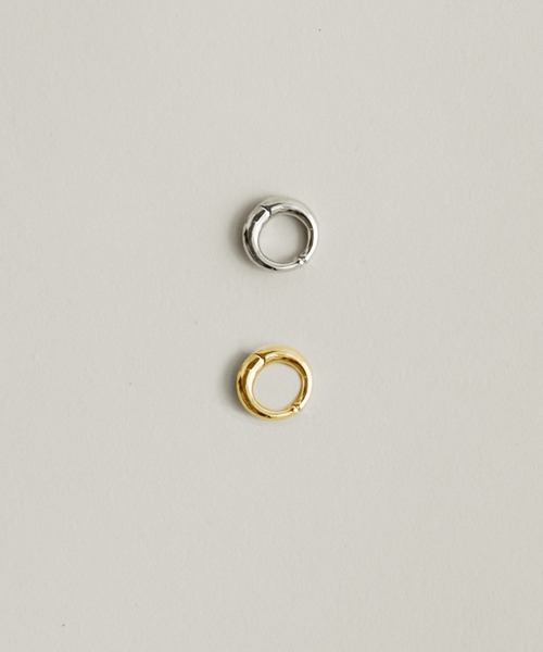 Auntie Rosa Holiday（アンティローザホリデー）の「ニュアンスサークルイヤーカフ（イヤーカフ・レディース・シルバー/ゴールド・FREE）」の2枚目の写真