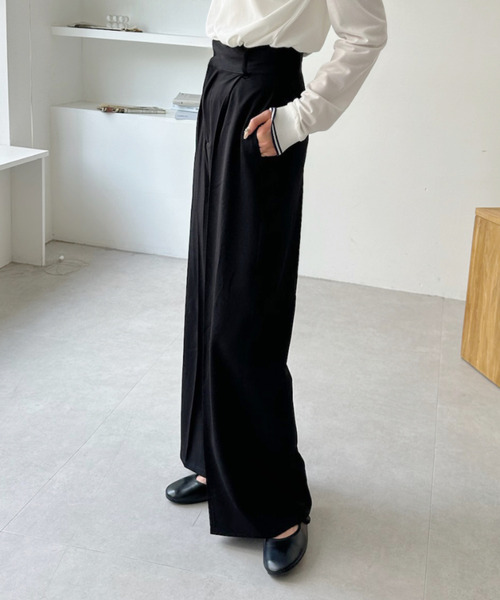 Ada.(エイダ)の「センタープレス ワイド タック ロング パンツ(スラックス・レディース・ベージュ/ブラック/アイボリー・S/M)」の18枚目の写真