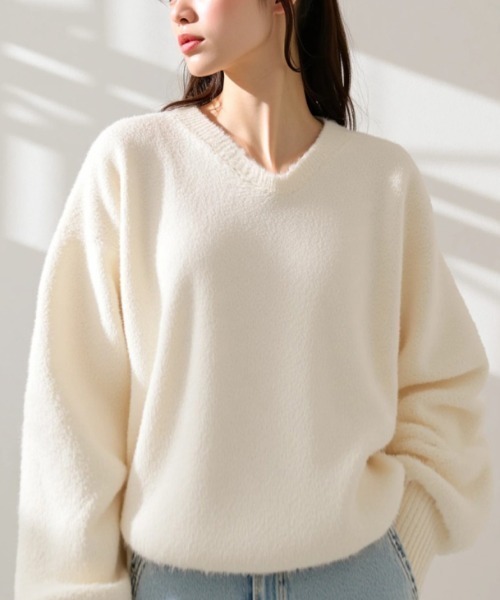 cammie(キャミー)の「Vネックシャギーニットトップス(ニット/セーター・レディース・ピンク系その他/サックスブルー/オフホワイト・F)」の9枚目の写真