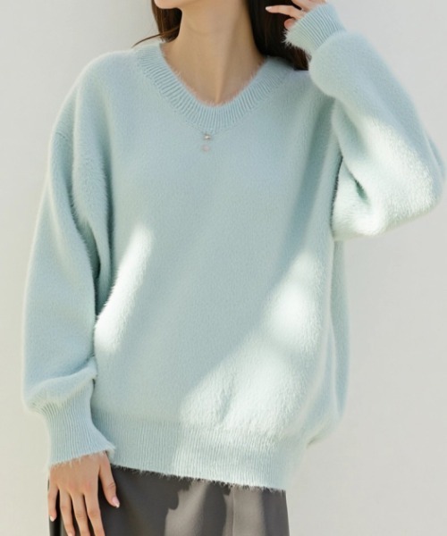 cammie(キャミー)の「Vネックシャギーニットトップス(ニット/セーター・レディース・ピンク系その他/サックスブルー/オフホワイト・F)」の15枚目の写真