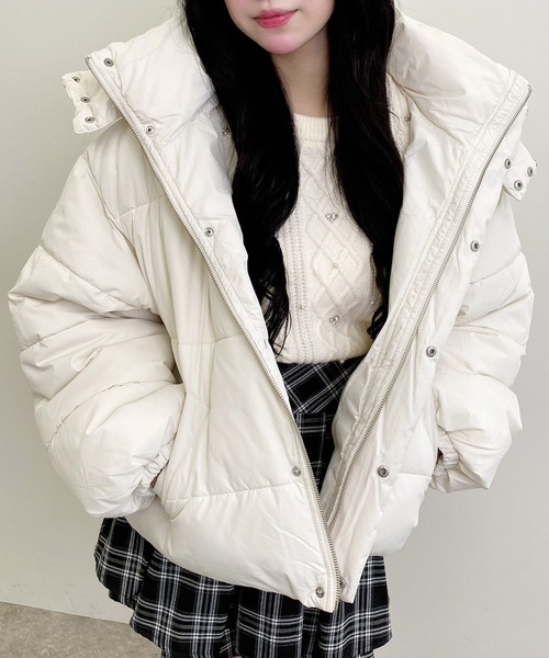 INGNI（イング）の「【WEB限定】ビッグフードエコダウン（ダウンジャケット/コート・レディース・ライトベージュ/ブラック/グレー系その他/ピンク/オフホワイト・M）」の12枚目の写真