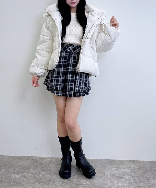 INGNI（イング）の「【WEB限定】ビッグフードエコダウン（ダウンジャケット/コート・レディース・ライトベージュ/ブラック/グレー系その他/ピンク/オフホワイト・M）」の17枚目の写真