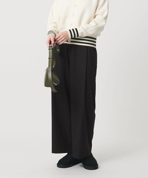 BEAUTY&YOUTH UNITED ARROWS（ビューティーアンドユースユナイテッドアローズ）の「ストライプ タックワイドパンツ（スラックス・レディース・ダークグレー/ブラック・M/XS/S）」の3枚目の写真