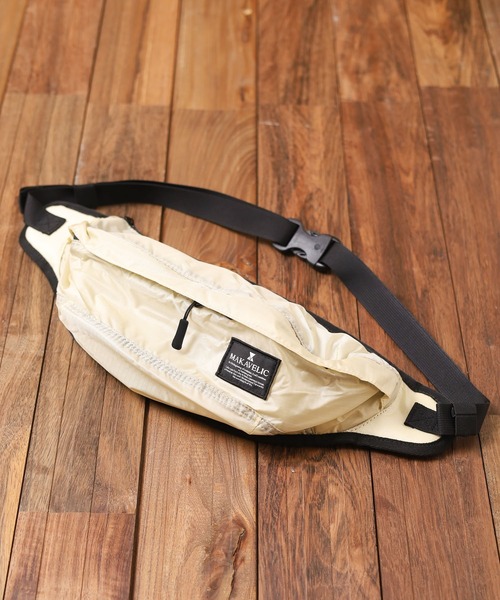 MAKAVELIC(マキャベリック)の「【RES】【MAKAVELIC】RICO SUPER LIGHT WAIST BAG(ボディバッグ/ウエストポーチ・レディース・ベージュ・FREE)」の1枚目の写真