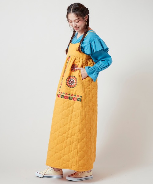 チャイハネ(チャイハネ)の「【チャイハネ】ナフィーサキルティングキャミワンピース(ワンピース・レディース・ブラック/イエロー・FREE)」の7枚目の写真