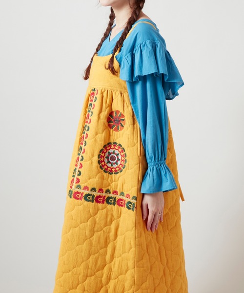 チャイハネ(チャイハネ)の「【チャイハネ】ナフィーサキルティングキャミワンピース(ワンピース・レディース・ブラック/イエロー・FREE)」の11枚目の写真