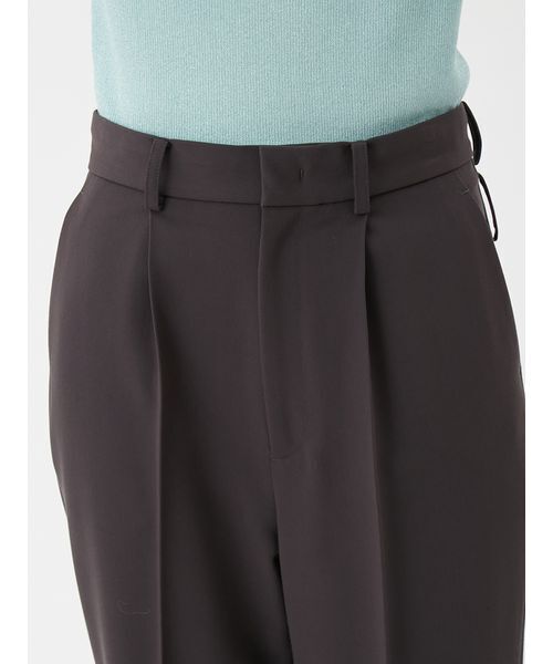 Mila Owen（ミラオーウェン）の「【セットアップ対応】ワンタックストレートスーツパンツ（その他パンツ・レディース・キャメル/ライトブルー/チャコールグレー・0/1/00）」の8枚目の写真