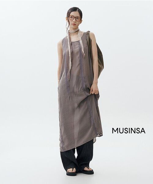 MUSINSA STANDARD WOMAN（ムシンサスタンダードウーマン）の「ウィメンズリネンライクワイドデニムパンツ[ローブラック]（デニムパンツ・レディース・その他・23/24/25/26/27/28/29/30/32）」の7枚目の写真