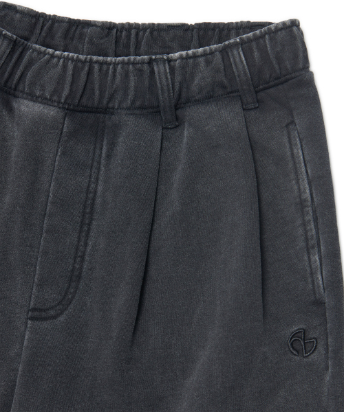 NOMANUAL(NOMANUAL)の「TWO-TUCK BELTED SWEATPANTS - WASHED BLACK(スウェットパンツ・レディース・その他・SMALL/MEDIUM/LARGE/X-LARGE)」の5枚目の写真