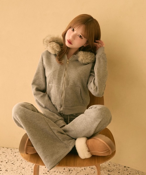 セール】フェイクファーフード付きセットアップ（セットアップ