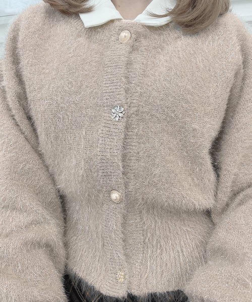 an another angelus（アンアナザーアンジェラス）の「アソート釦ラメシャギーニットカーディガン/fint フィント（カーディガン/ボレロ・レディース・オフホワイト/ライトグレー/ライトベージュ・FREE）」の7枚目の写真