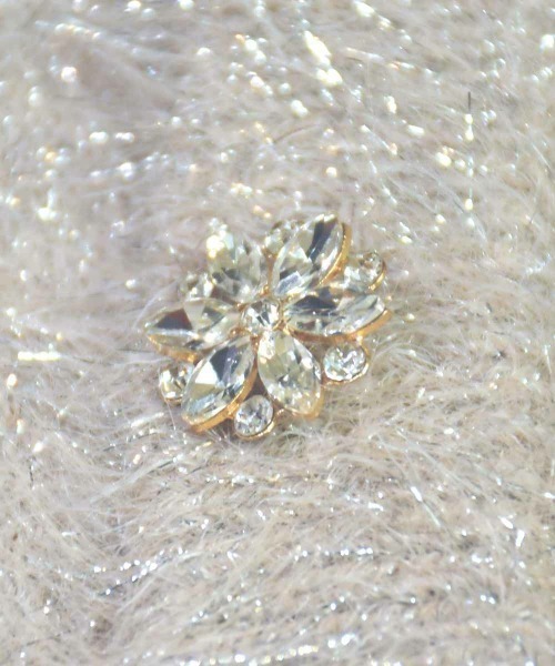 an another angelus（アンアナザーアンジェラス）の「アソート釦ラメシャギーニットカーディガン/fint フィント（カーディガン/ボレロ・レディース・オフホワイト/ライトグレー/ライトベージュ・FREE）」の19枚目の写真