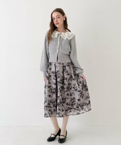 an another angelus（アンアナザーアンジェラス）の「アソート釦ラメシャギーニットカーディガン/fint フィント（カーディガン/ボレロ・レディース・オフホワイト/ライトグレー/ライトベージュ・FREE）」の4枚目の写真