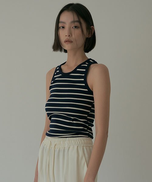 LINGSEOUL(リングソウル)の「stripe sleeveless-navy(Tシャツ/カットソー・レディース・その他・FREE)」の2枚目の写真
