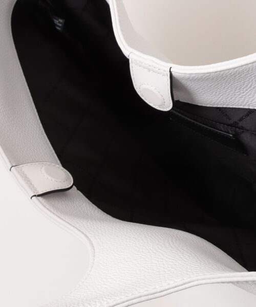 MICHAEL KORS(マイケルコース)の「COOPER SOFT TOTE トートバッグ(トートバッグ・メンズ・ホワイト系・FREE)」の4枚目の写真
