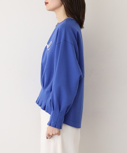 EGLANTINE(エグランティーヌ)の「EGLANTINE タックロゴトレーナー(Tシャツ/カットソー・レディース・サンドベージュ/ブラック/ブルー・40)」の15枚目の写真