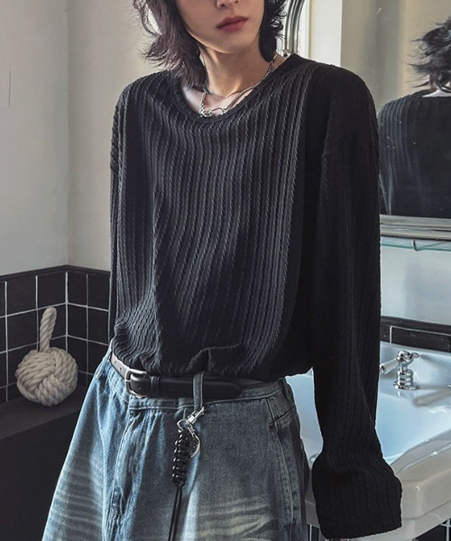 NOWLE(ノウル)の「【NOWLE】ケーブル編み風 立体リブ クルーネック ロンT(Tシャツ/カットソー・メンズ・ブラック・MEDIUM/LARGE/X-LARGE)」の2枚目の写真