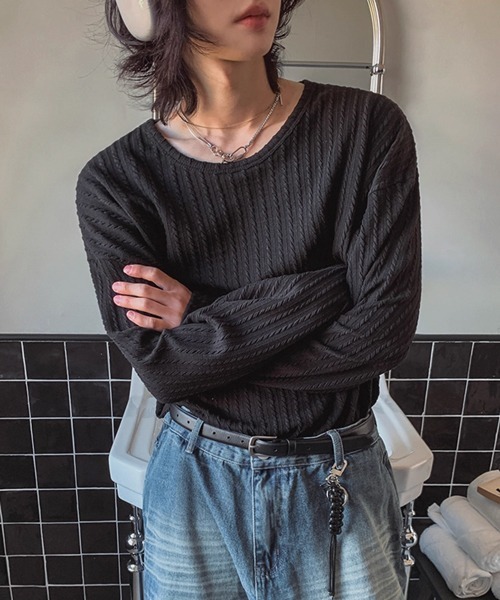 NOWLE(ノウル)の「【NOWLE】ケーブル編み風 立体リブ クルーネック ロンT(Tシャツ/カットソー・メンズ・ブラック・MEDIUM/LARGE/X-LARGE)」の14枚目の写真
