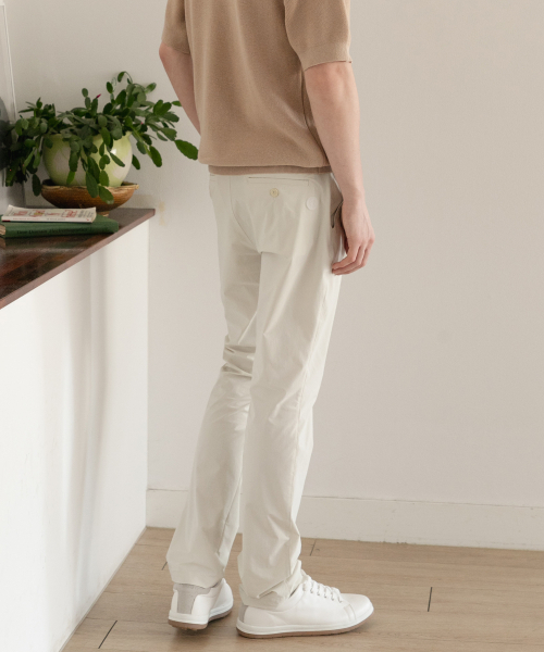 SELITIO(セレティオ)の「男性ロゴポイントベーシックパンツベージュ(その他パンツ・メンズ・ベージュ・30/32/34/36/38)」の3枚目の写真